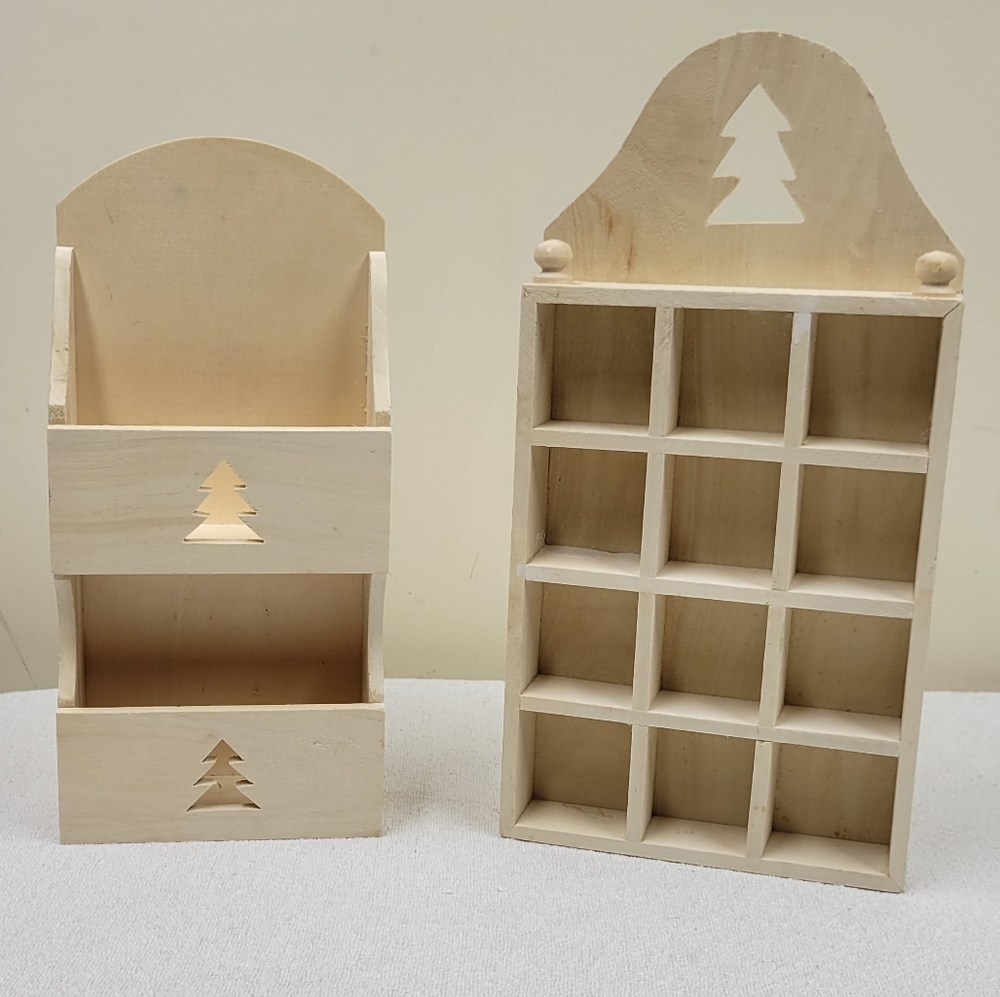 NWOT Unfinished Wooden Evergreen Shelves